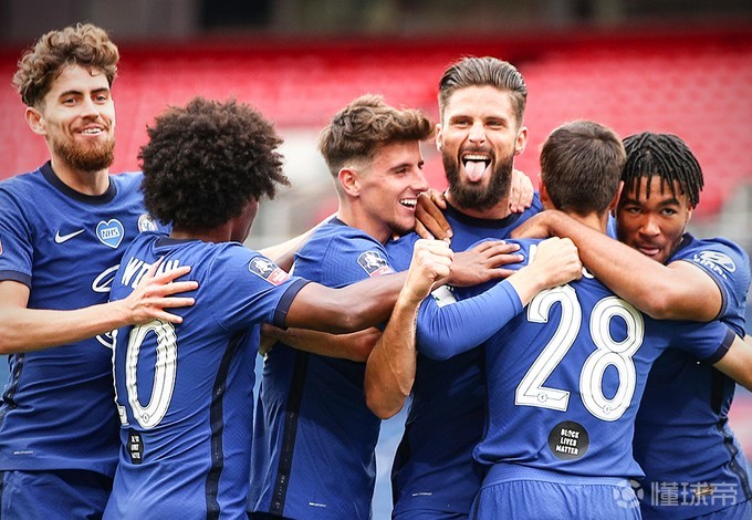 九游体育网站 -害怕黑夜歌词